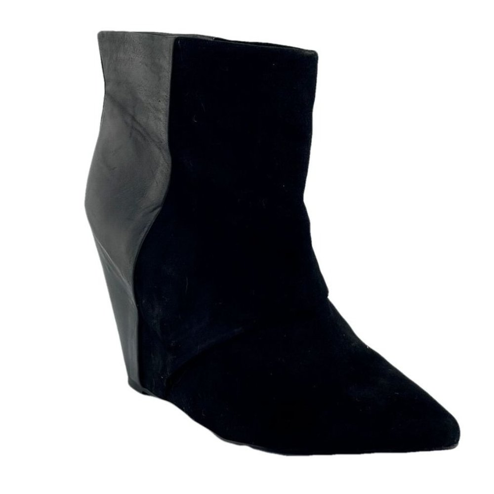 ALDO Boots Women Size 39 Eur US 8.5 Black Suede/Leather Wedge Ankle Boots